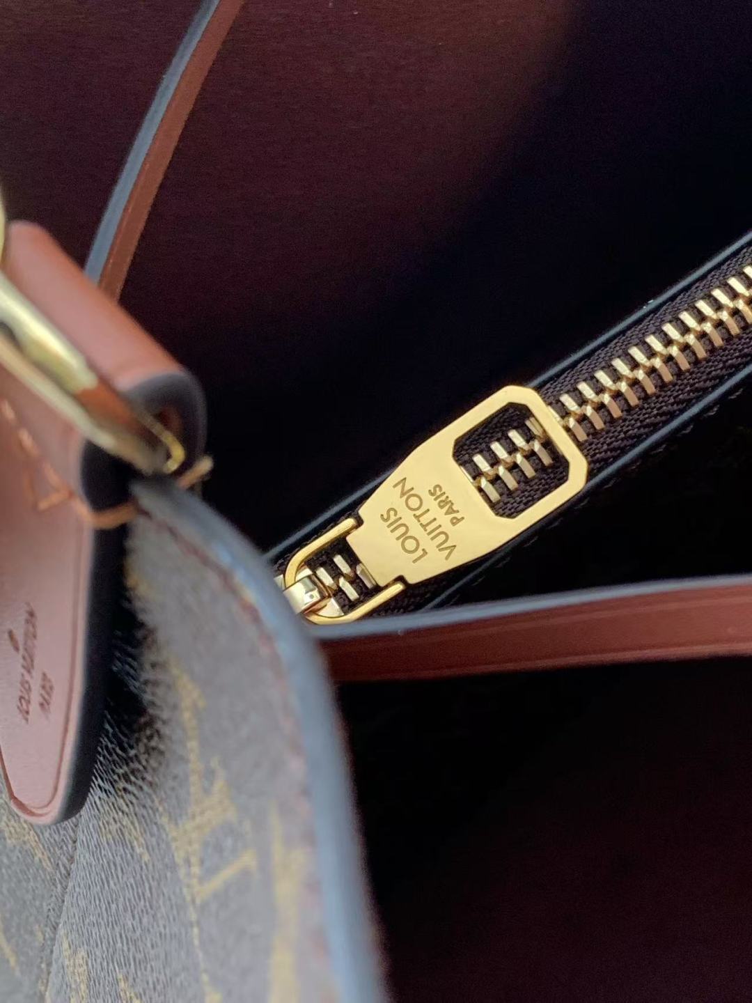 Top-tier Authentic-Grade Quality handbag Size: 26.0 x 26.0 x 17.5 cm