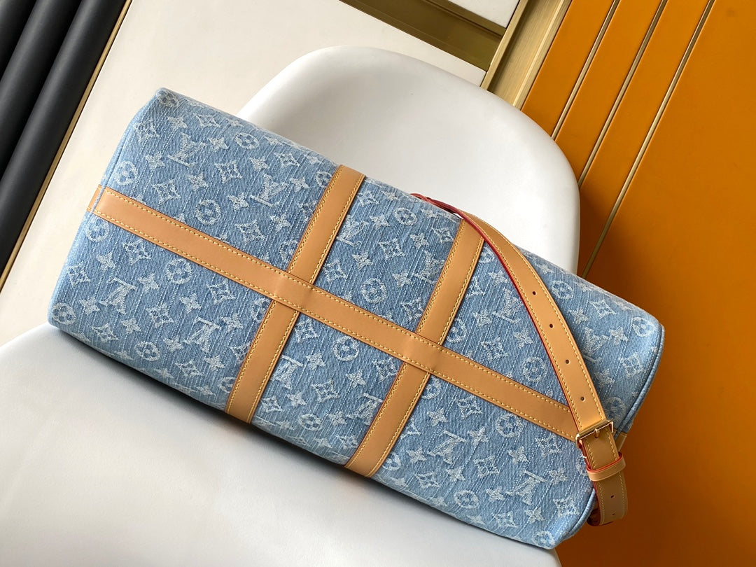 Top-tier Authentic-Grade Quality handbag Size: 45 × 27 × 20 cm