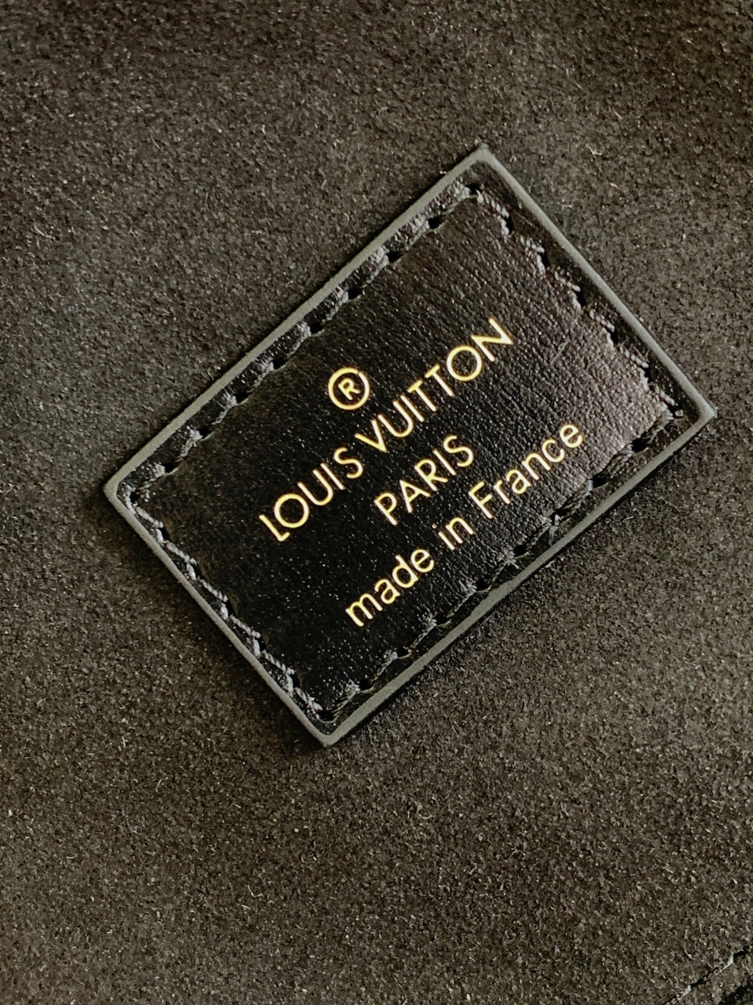 Top-tier Authentic-Grade Quality handbag Size: 𝟏𝟗.𝟎 𝐱 𝟏𝟏.𝟎 𝐱 𝟏𝟑.𝟎 cm