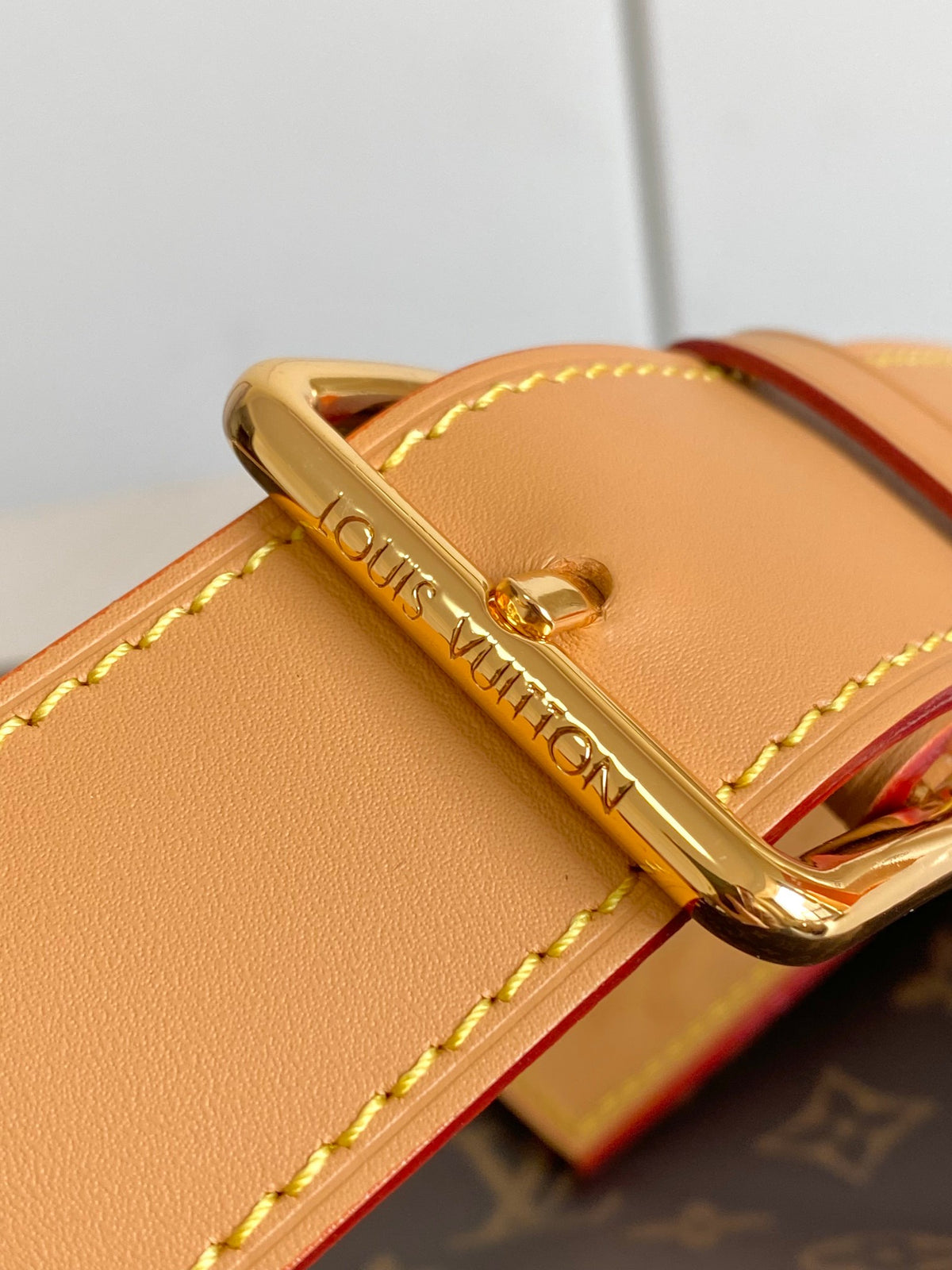 Top-tier Authentic-Grade Quality handbag Size: 48 x 36 x 12 cm