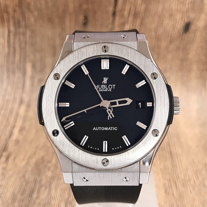 Replica Automatic Watch for Classic Fusion Rubber Strap 42MM Silver Black Dial