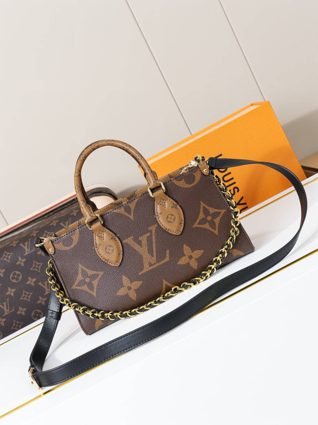 Top-tier Authentic-Grade Quality handbag  Size：25.0 x 13.0 x 10.0 cm