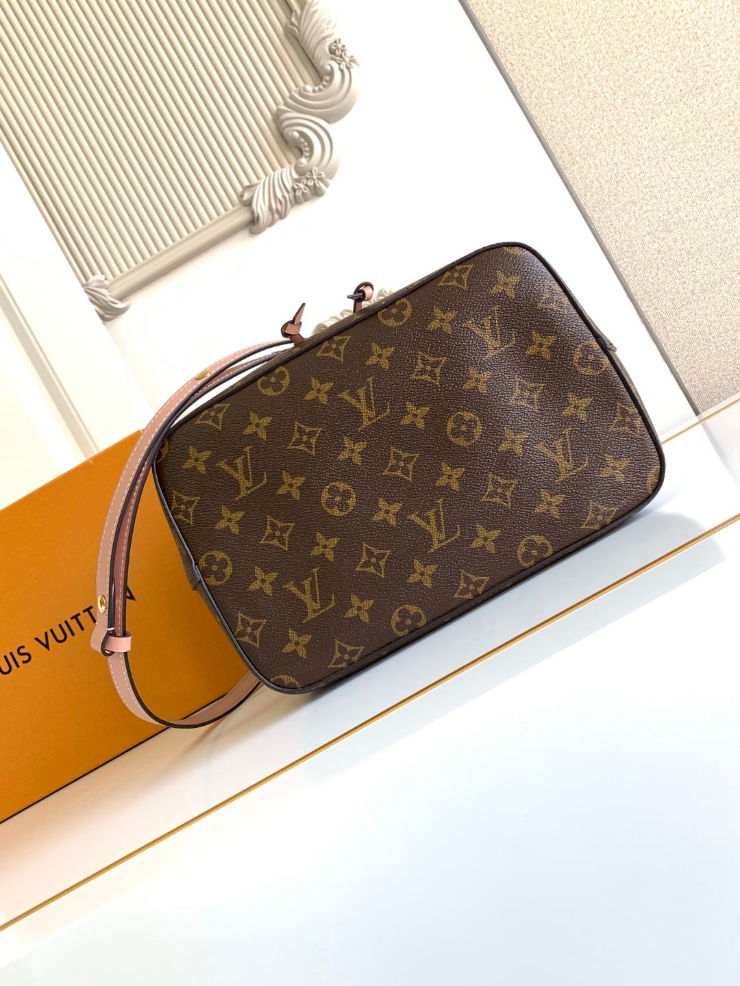 Top-tier Authentic-Grade Quality handbag Size: 26.0 x 26.0 x 17.5 cm