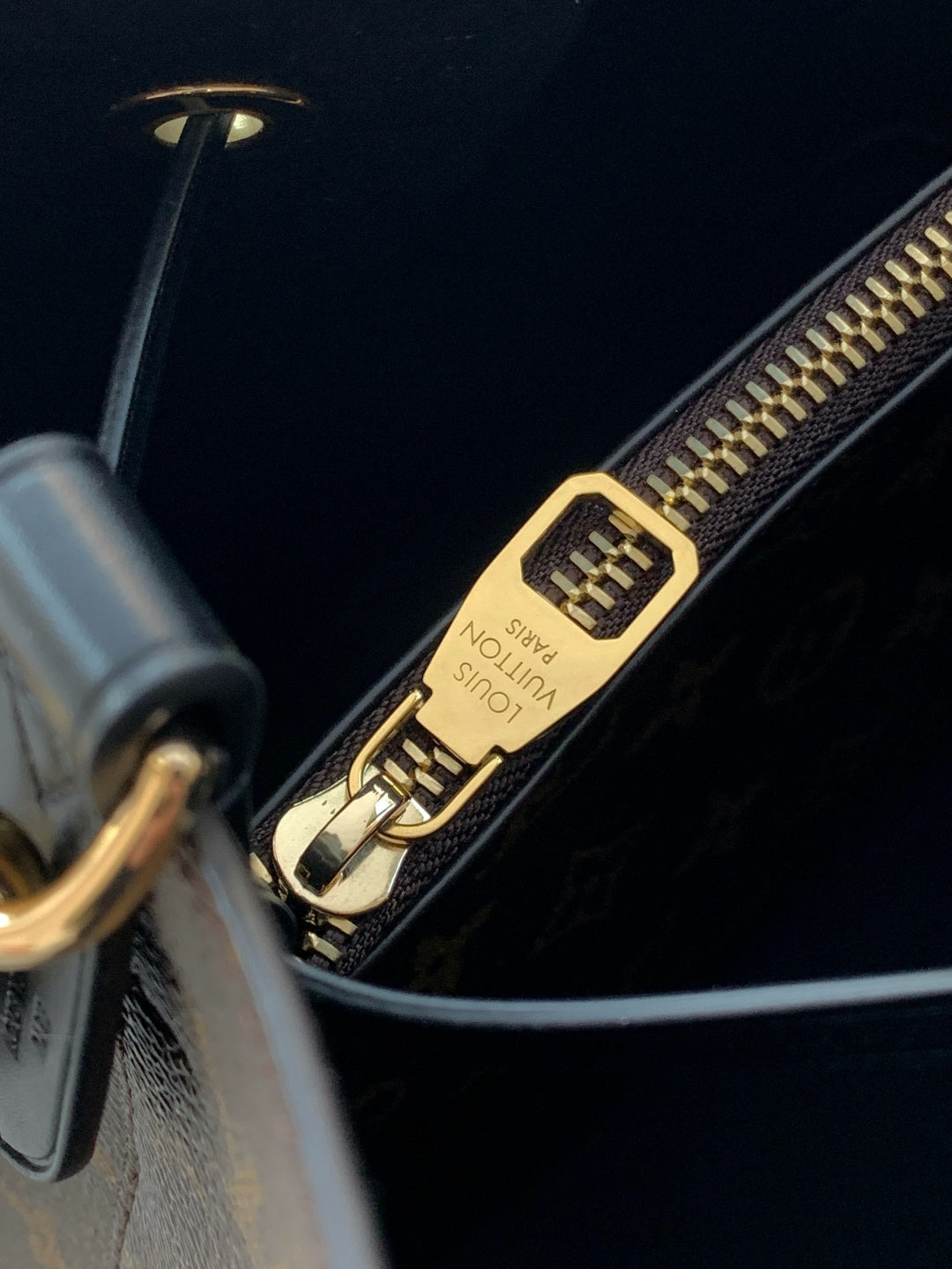 Top-tier Authentic-Grade Quality handbag Size: 26.0 x 26.0 x 17.5 cm