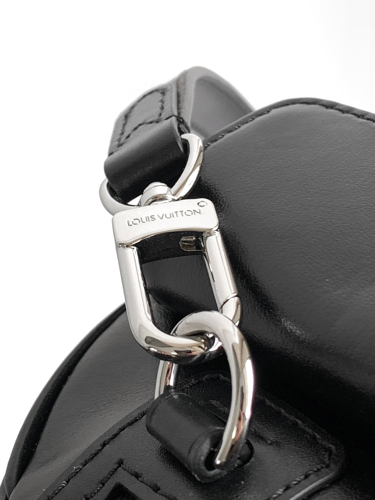 Top-tier Authentic-Grade Quality handbag Size: 17 x 12 x 28 cm