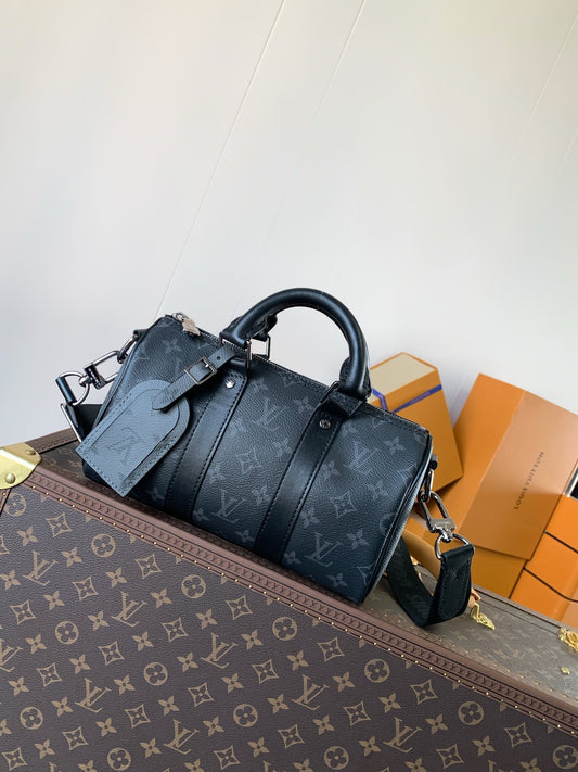 Top-tier Authentic-Grade Quality handbag  Size: 25.0 x 15.0 x 11.0 cm