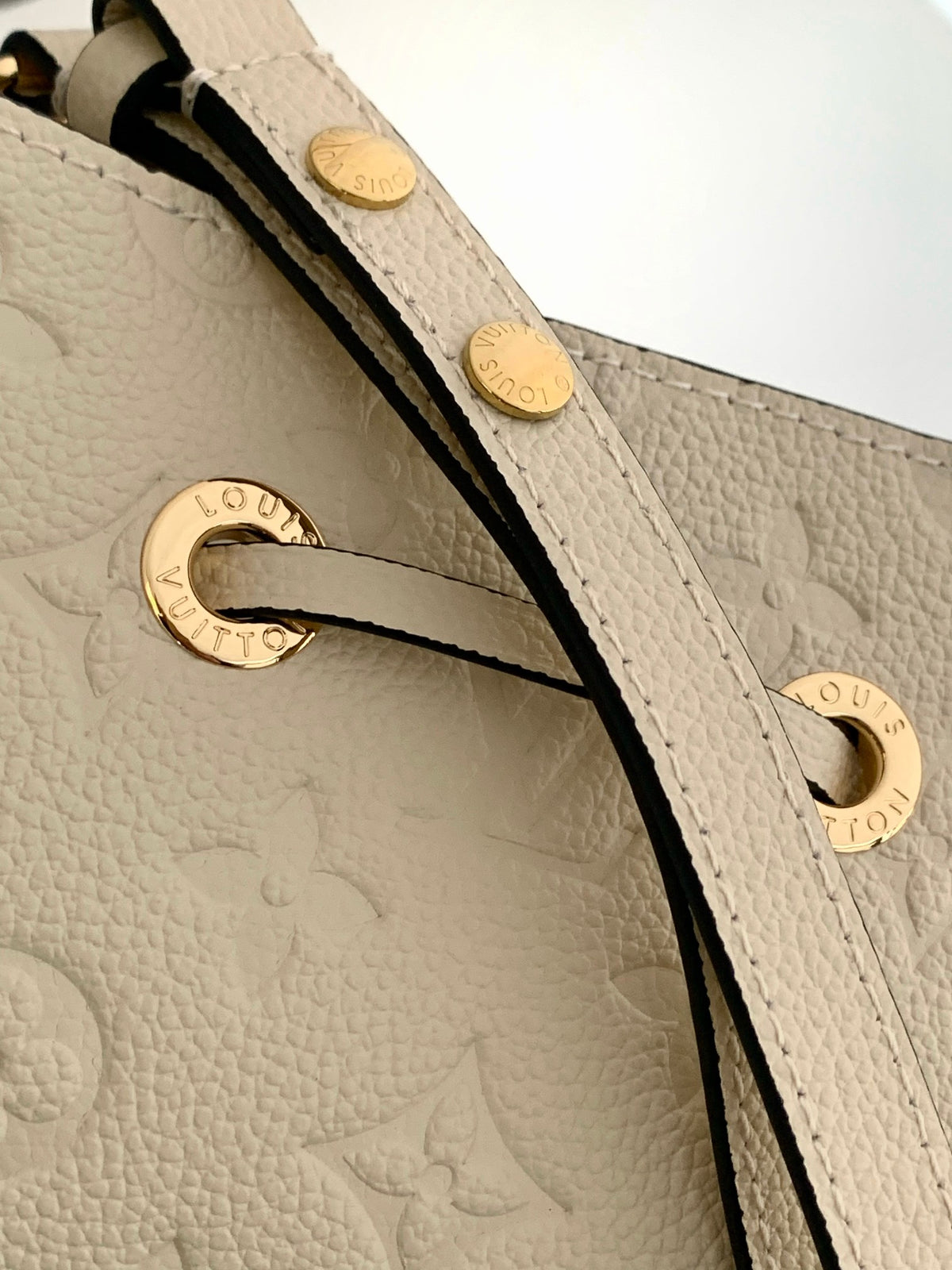 Top-tier Authentic-Grade Quality handbag Size: 26.0 x 26.0 x 17.5 cm