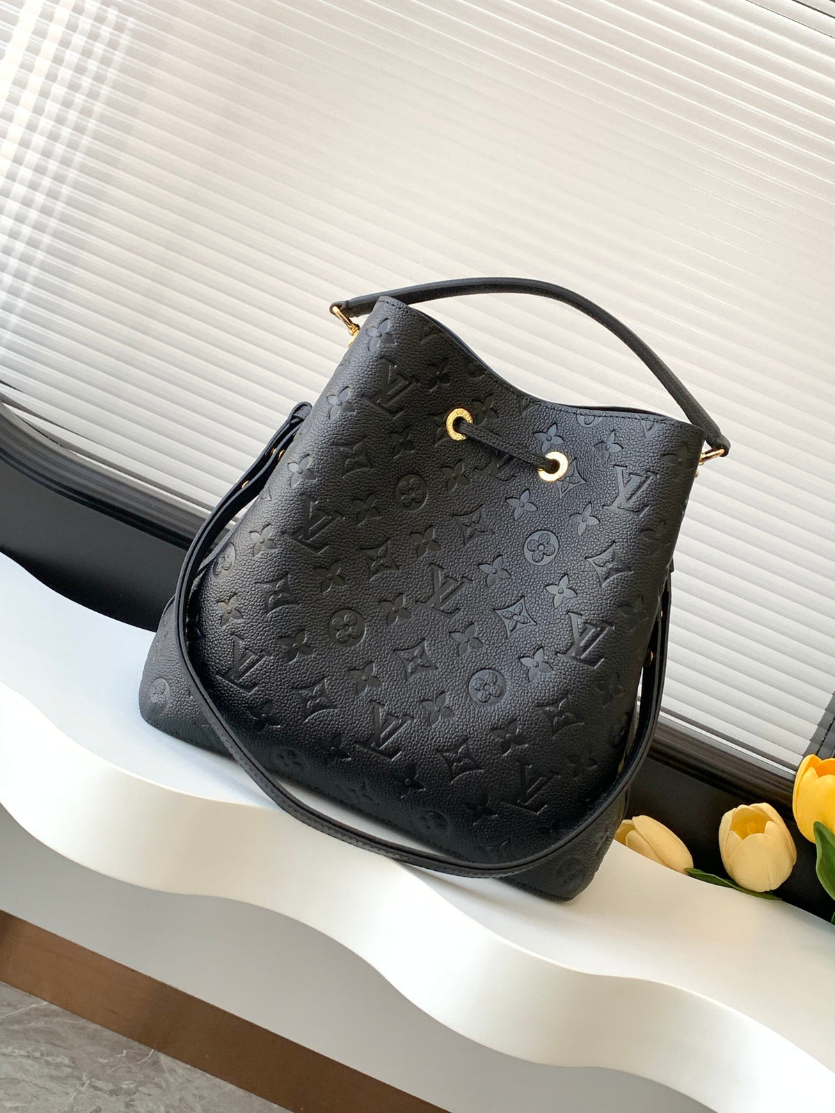 Top-tier Authentic-Grade Quality handbag Size: 26.0 x 26.0 x 17.5 cm