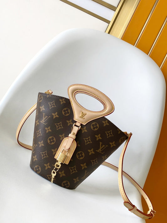 Top-tier Authentic-Grade Quality handbag Size: 12.0 x 18.0 x 7.0 cm