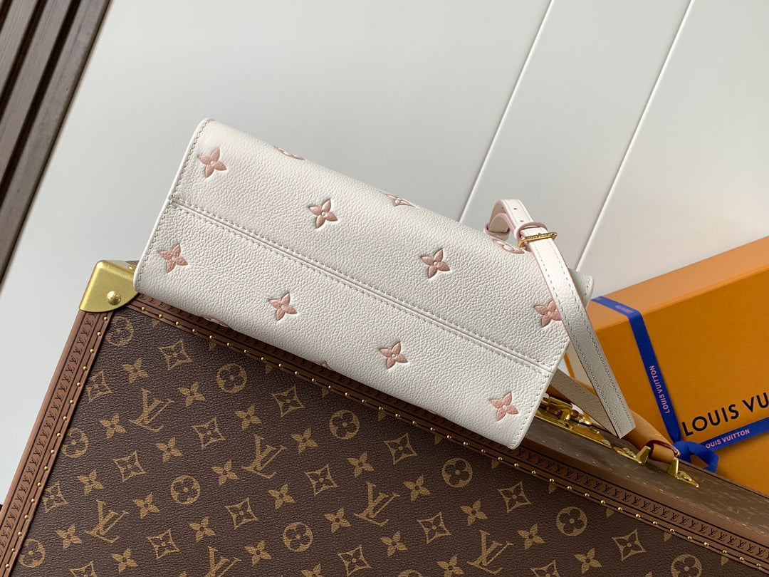 Top-tier Authentic-Grade Quality handbag  Size: 19 x 11.5 x 25 cm