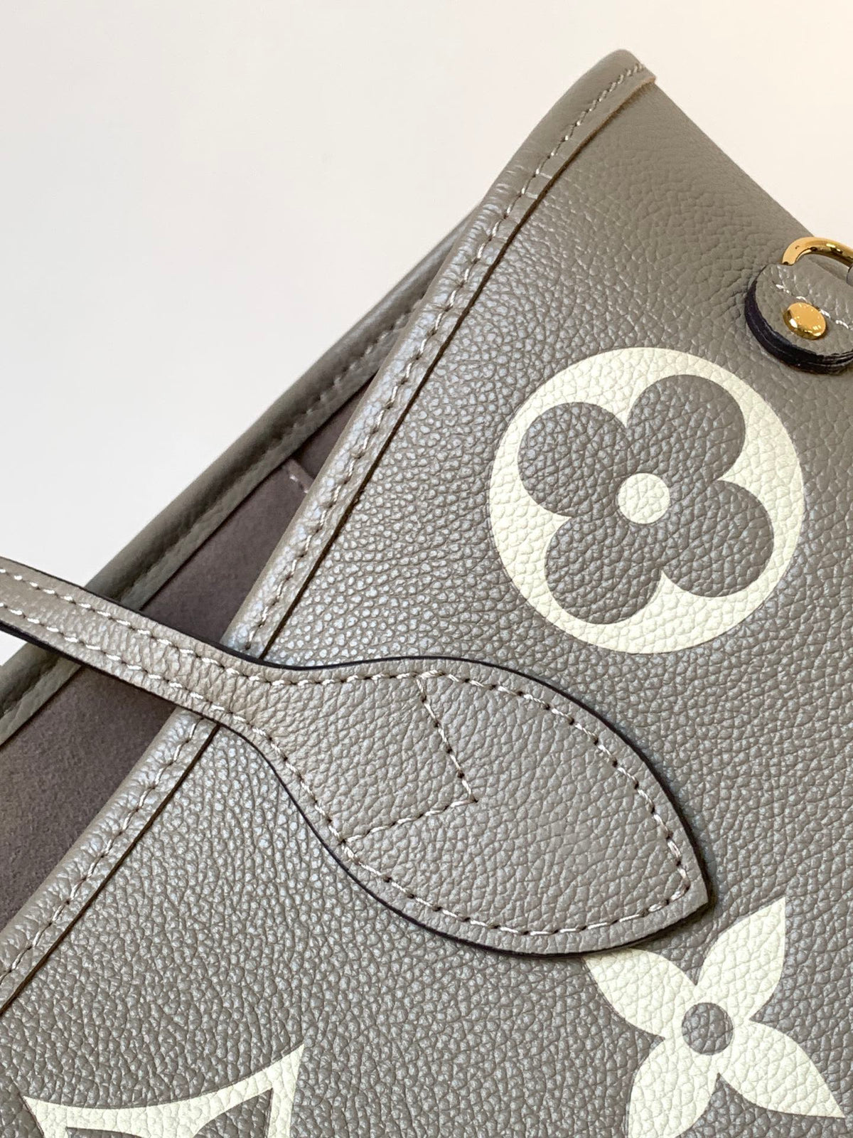 Top-tier Authentic-Grade Quality handbag Size: 32x29x17cm