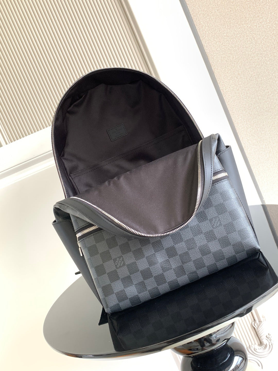 Top-tier Authentic-Grade Quality Black handbag Size: 𝟐𝟗.𝟎 𝐱 𝟑𝟖.𝟎 𝐱 𝟐𝟎.𝟎 cm