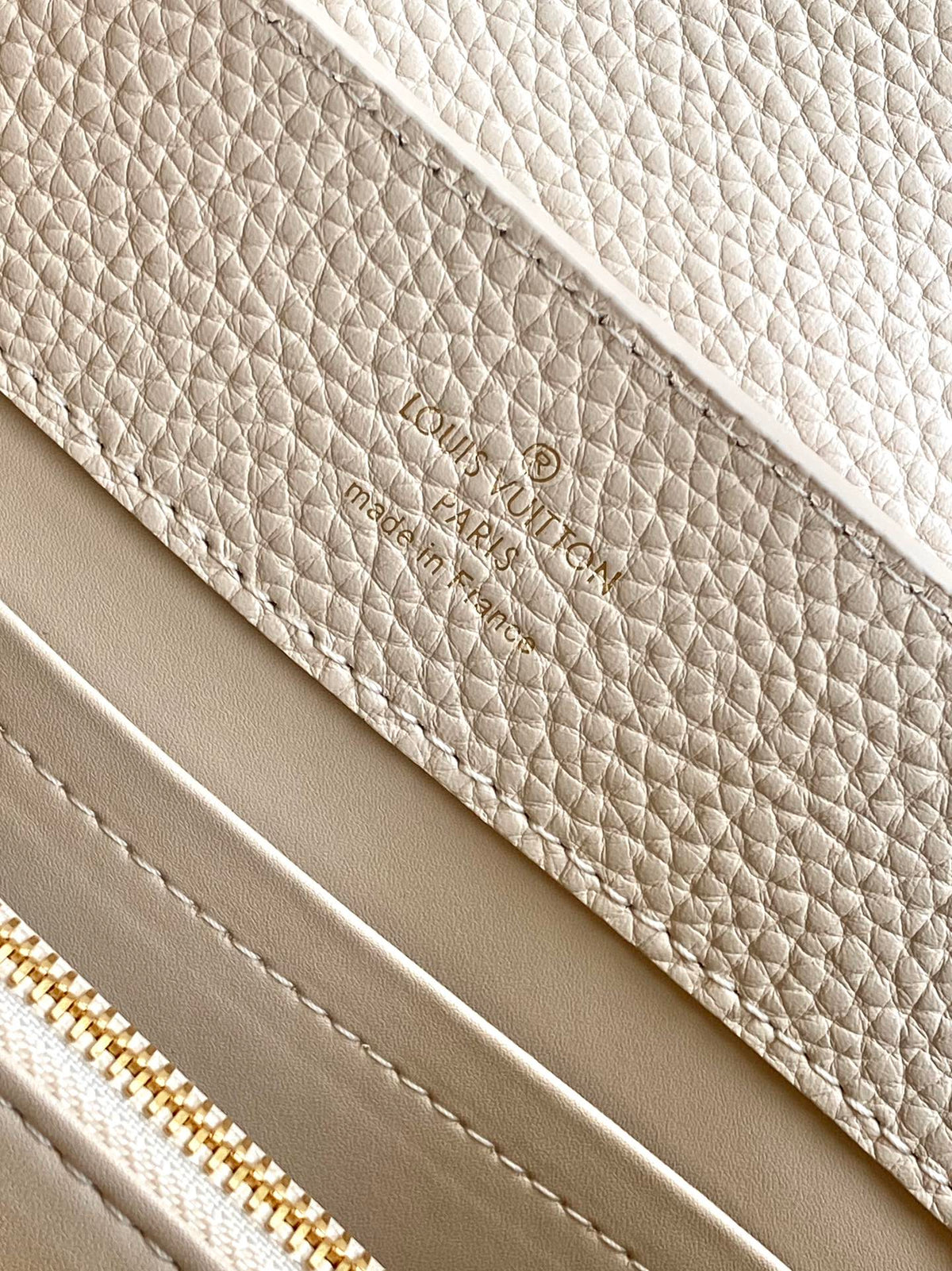 Top-tier Authentic-Grade Quality handbag Size:27.0 x 17.3 x 9.0 cm/21.0 x 13.6 x 8.0 cm