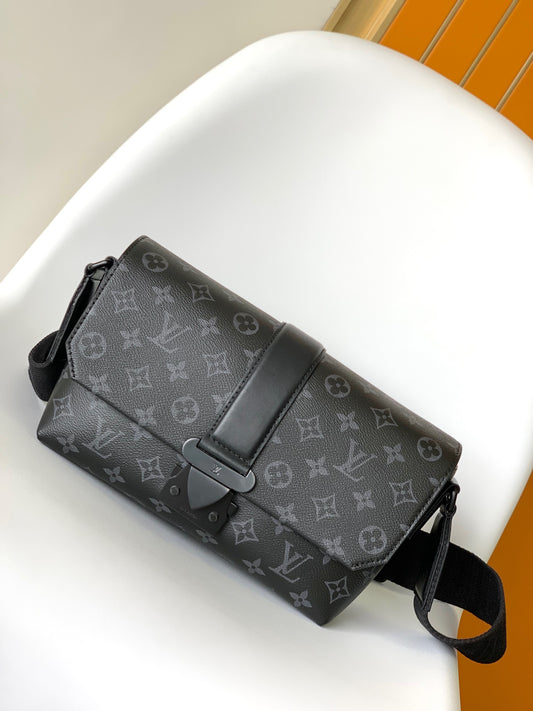Top-tier Authentic-Grade Quality handbag  Size: 28 x 16 x 10 cm