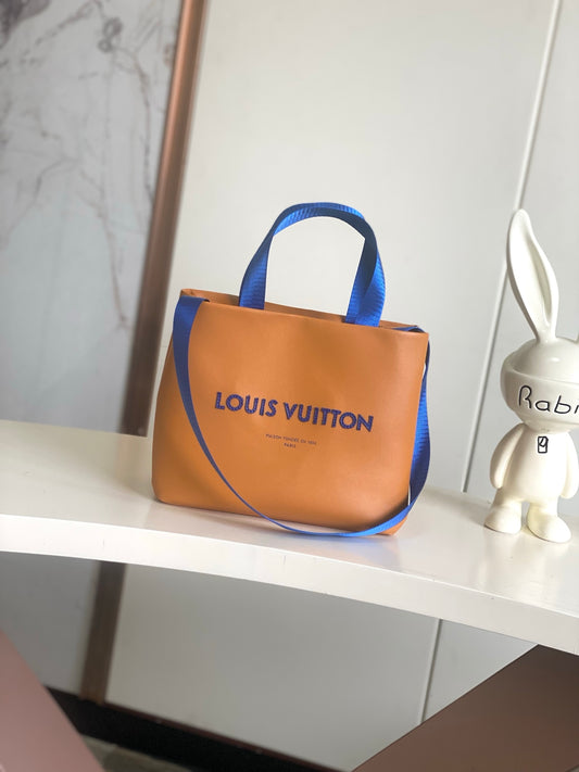 Top-tier Authentic-Grade Quality handbag Size: 25 x 19 x 11 cm