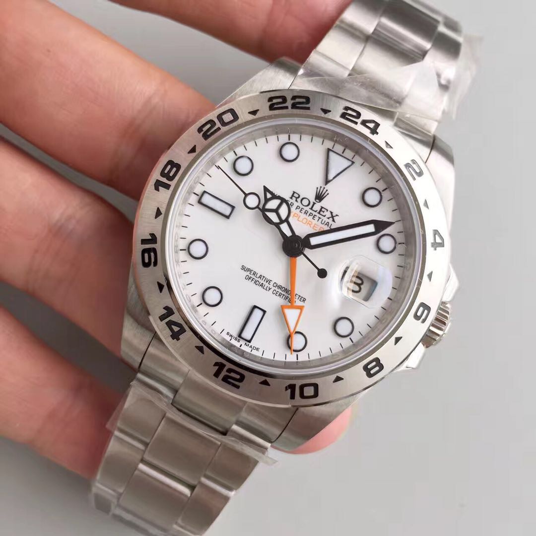Replica Automatic Watch for Men Explorer M226570-0001 42mm White Dial