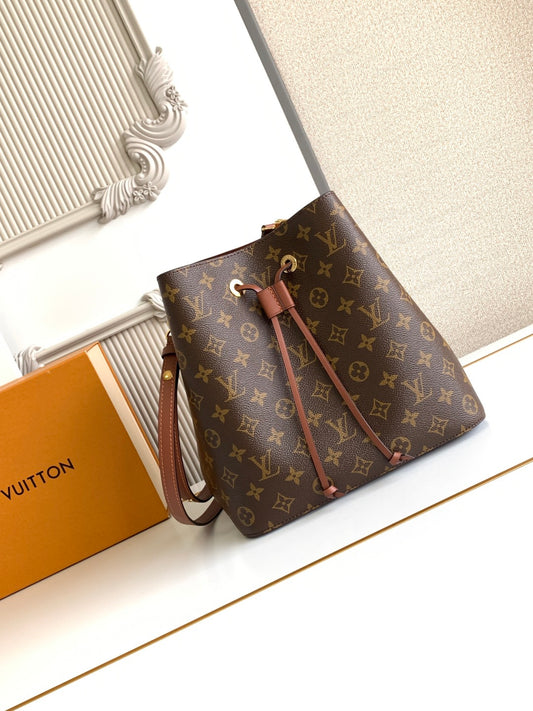 Top-tier Authentic-Grade Quality handbag Size: 26.0 x 26.0 x 17.5 cm