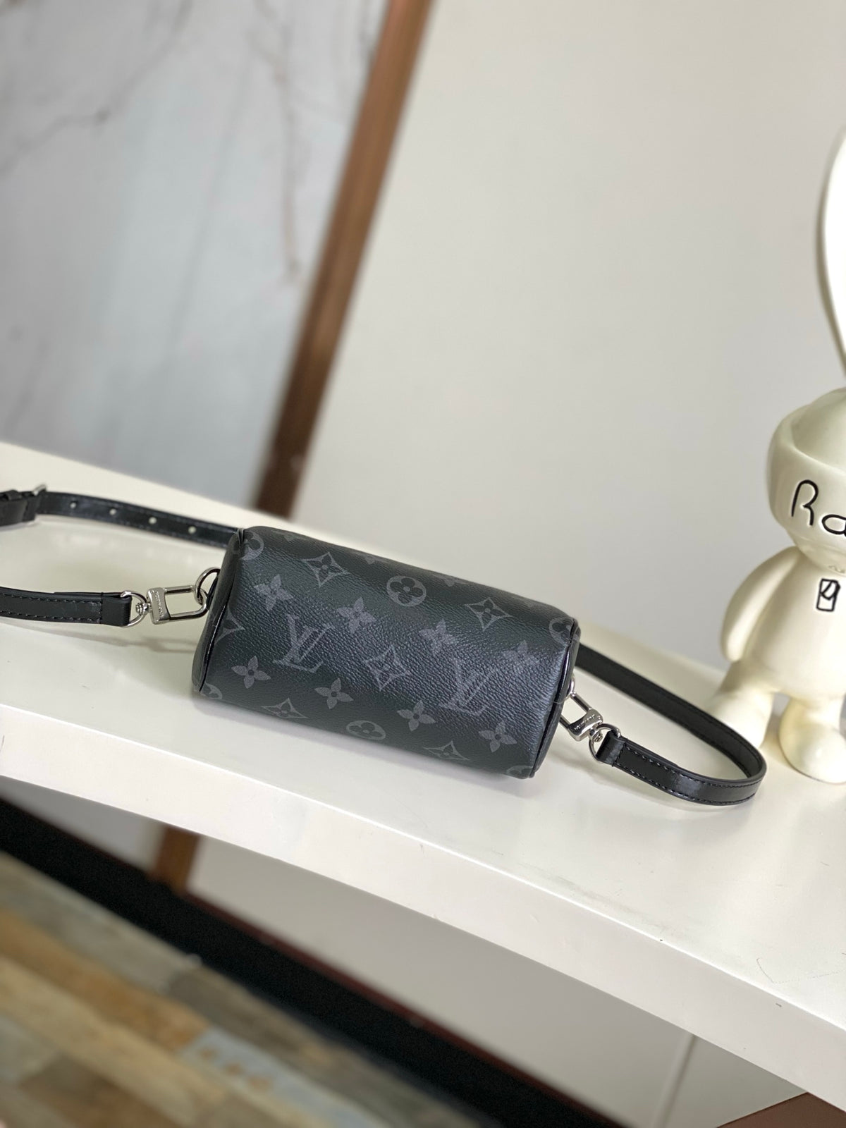 Top-tier Authentic-Grade Quality handbag Size: 10 x 7.5 x 16 cm