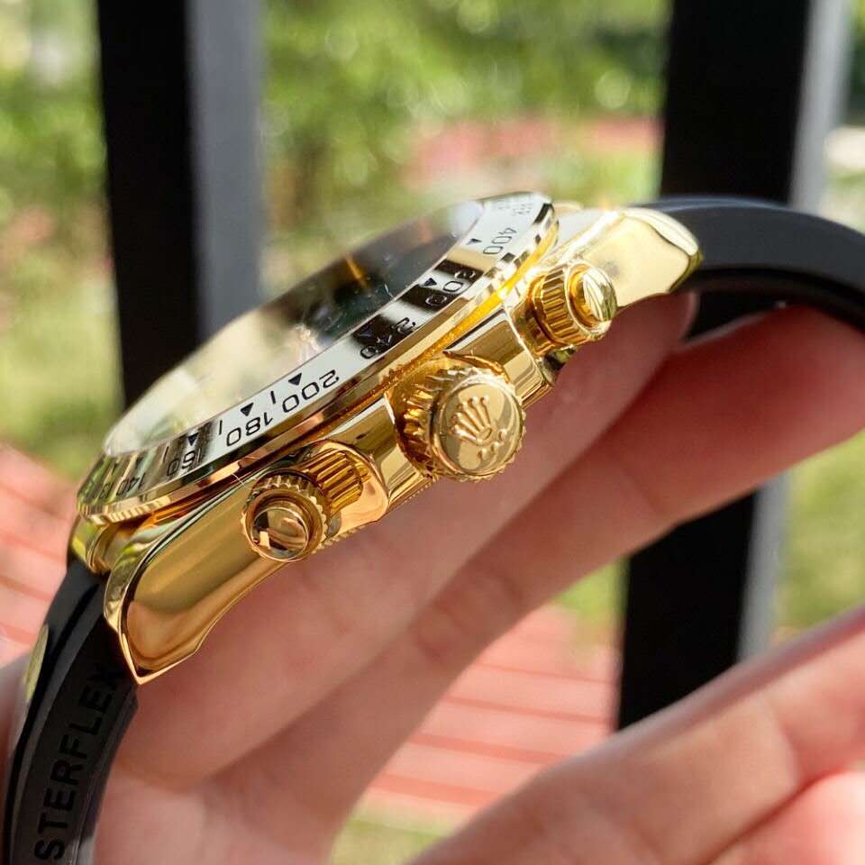 Replica Automatic Watch for Men Cosmograph Daytona 40MM Dial