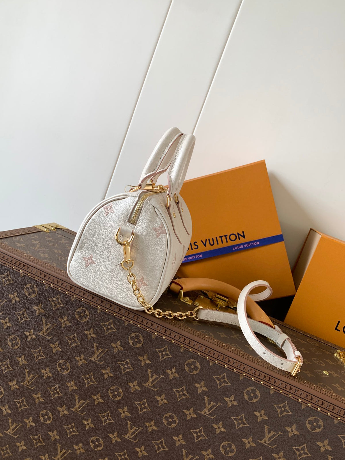 Top-tier Authentic-Grade Quality handbag  Size: 13.5 x 12 x 20.5 cm