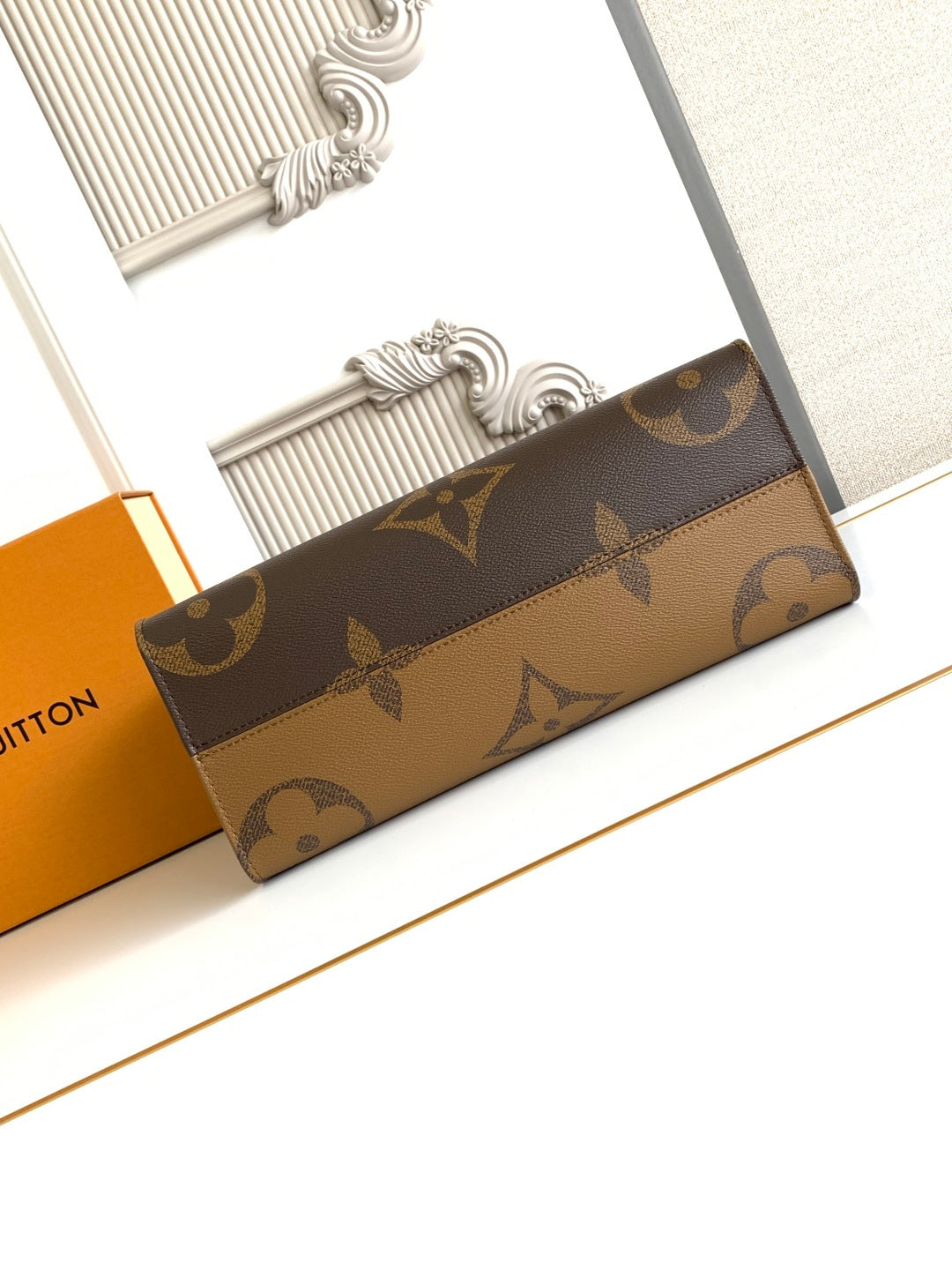 Top-tier Authentic-Grade Quality Italian grade leather handbag Size: 𝟑𝟓.𝟎 𝐱 𝟐𝟕.𝟎 𝐱 𝟏𝟒.𝟎 cm