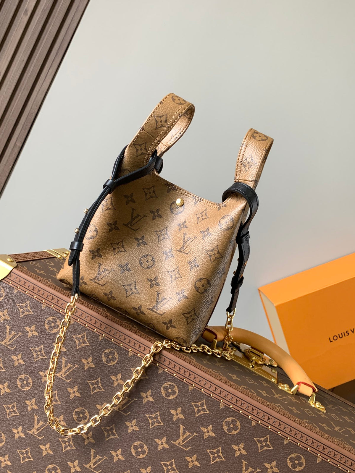 Top-tier Authentic-Grade Quality handbag Size: 17.0 x 17.0 x 7.0 CM