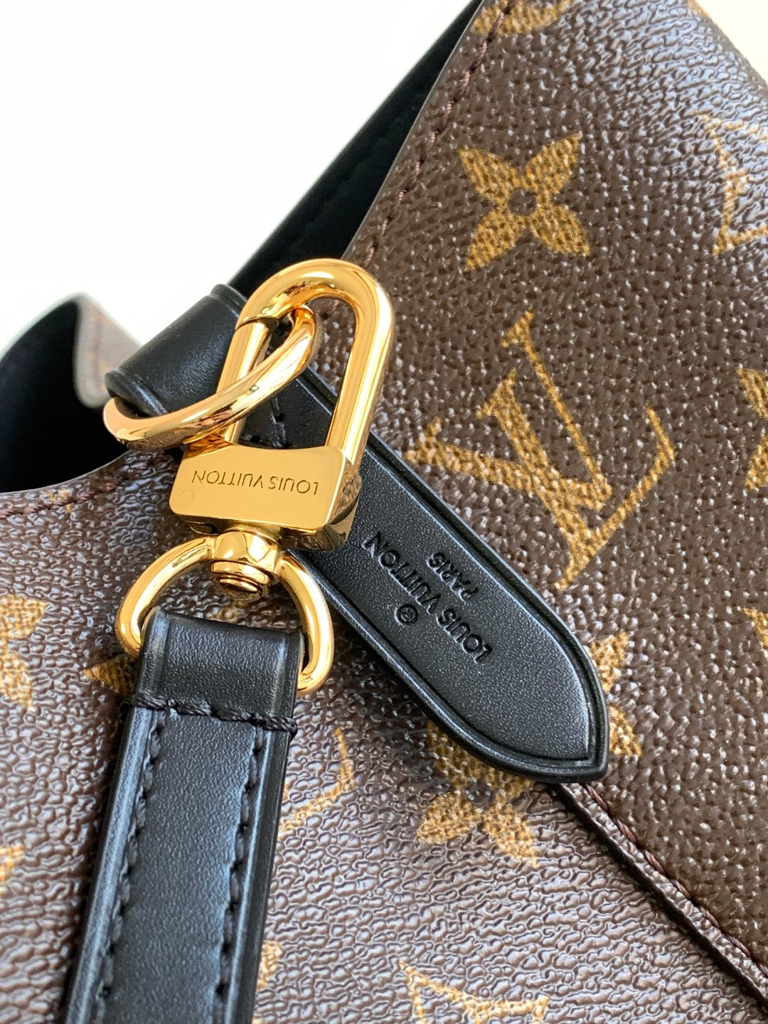 Top-tier Authentic-Grade Quality handbag Size: 26.0 x 26.0 x 17.5 cm