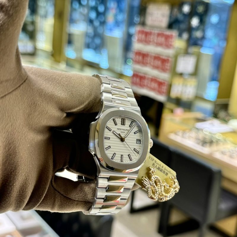 Luxury Automatic Watch for NAUTILUS 5711/1A-011 40mm Steel Strap