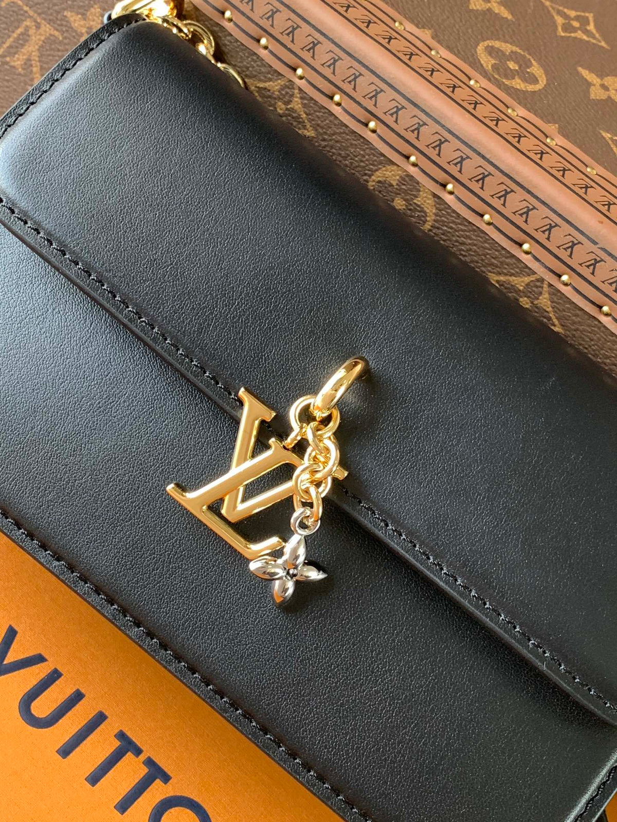 Top-tier Authentic-Grade Quality handbag  Size: 11.5 x 4 x 20 cm