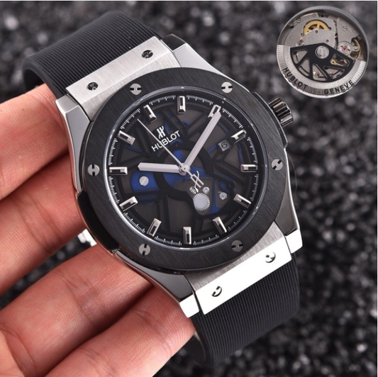 Replica Automatic Watch for Classic Fusion Rubber Strap 42MM Silver Black Dial