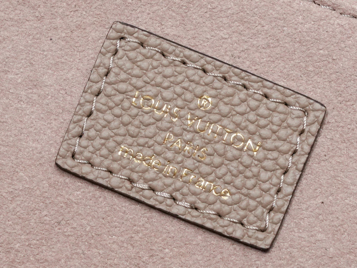 Top-tier Authentic-Grade Quality handbag  Size：25.0 x 19.0 x 11.5 cm