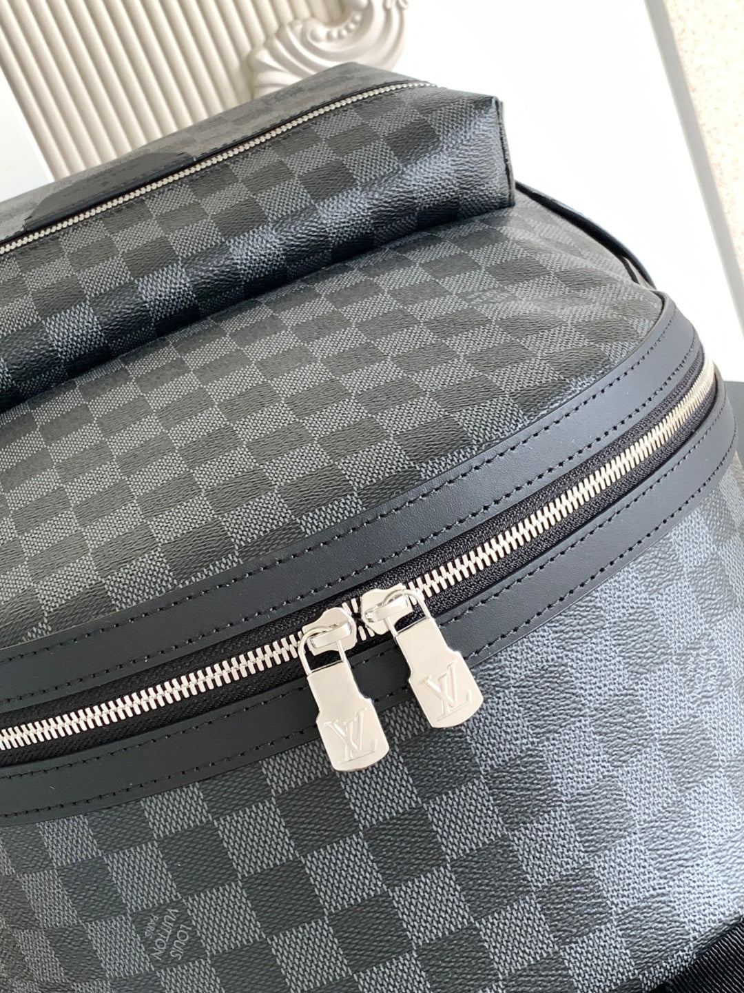 Top-tier Authentic-Grade Quality Black handbag Size: 𝟐𝟗.𝟎 𝐱 𝟑𝟖.𝟎 𝐱 𝟐𝟎.𝟎 cm