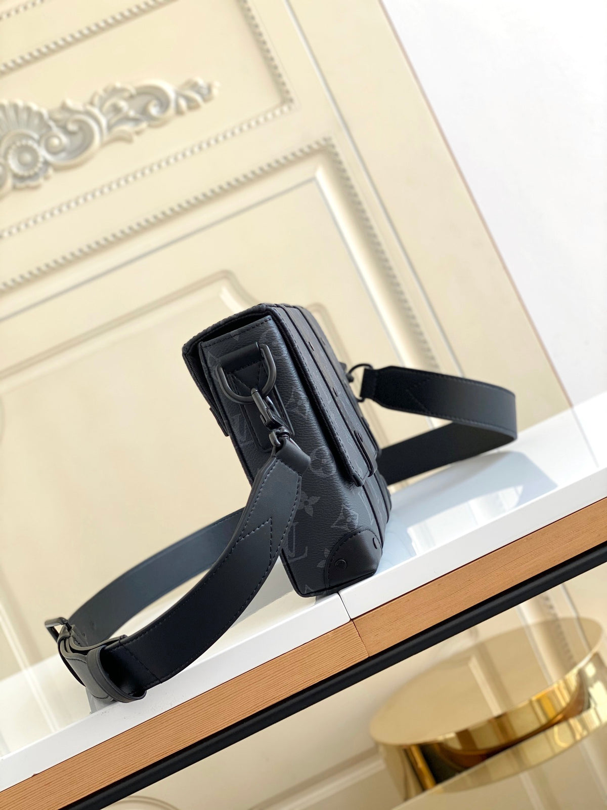 Top-tier Authentic-Grade Quality handbag Size: 24 x 18 x 5.5 cm