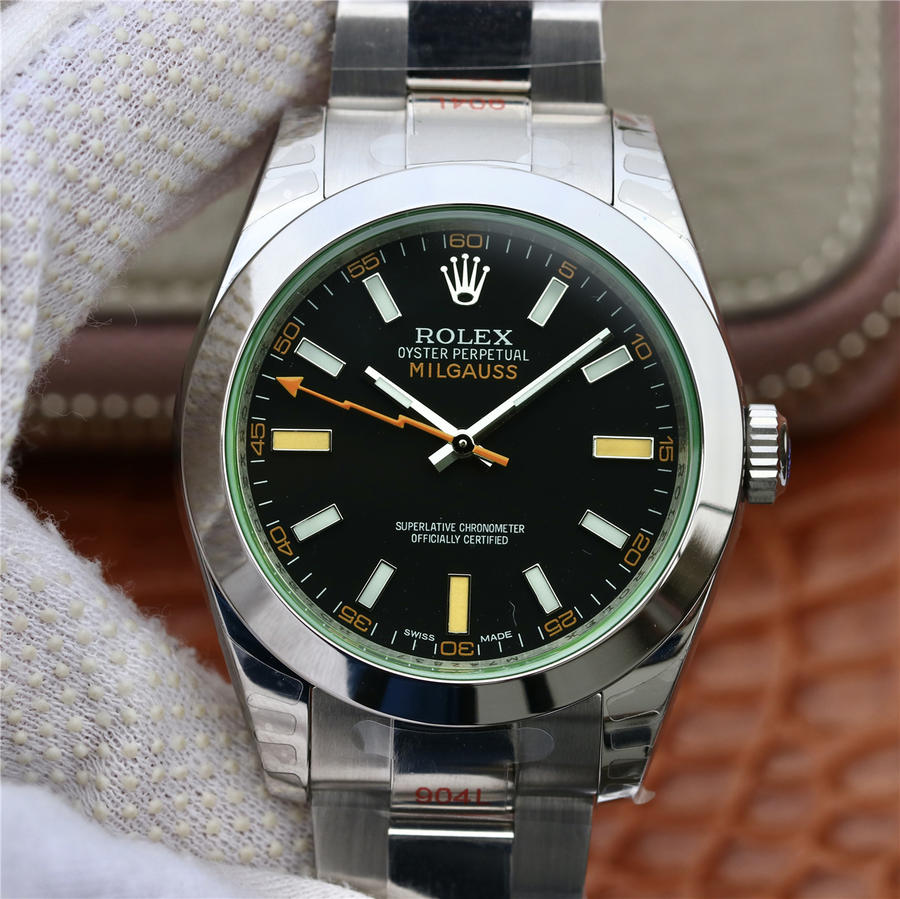 Replica Automatic Watch for Men 40mm MILGAUSS Black Dial