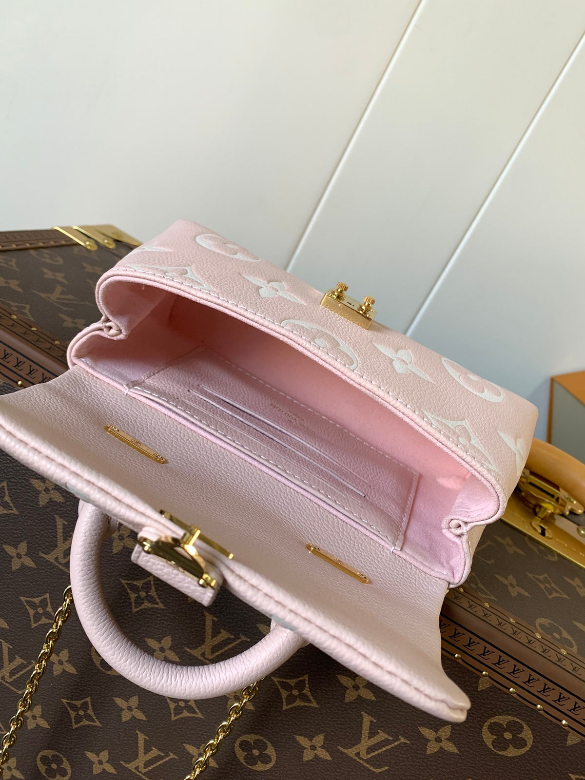 Top-tier Authentic-Grade Quality handbag Size: 12.5 x 6 x 21 cm
