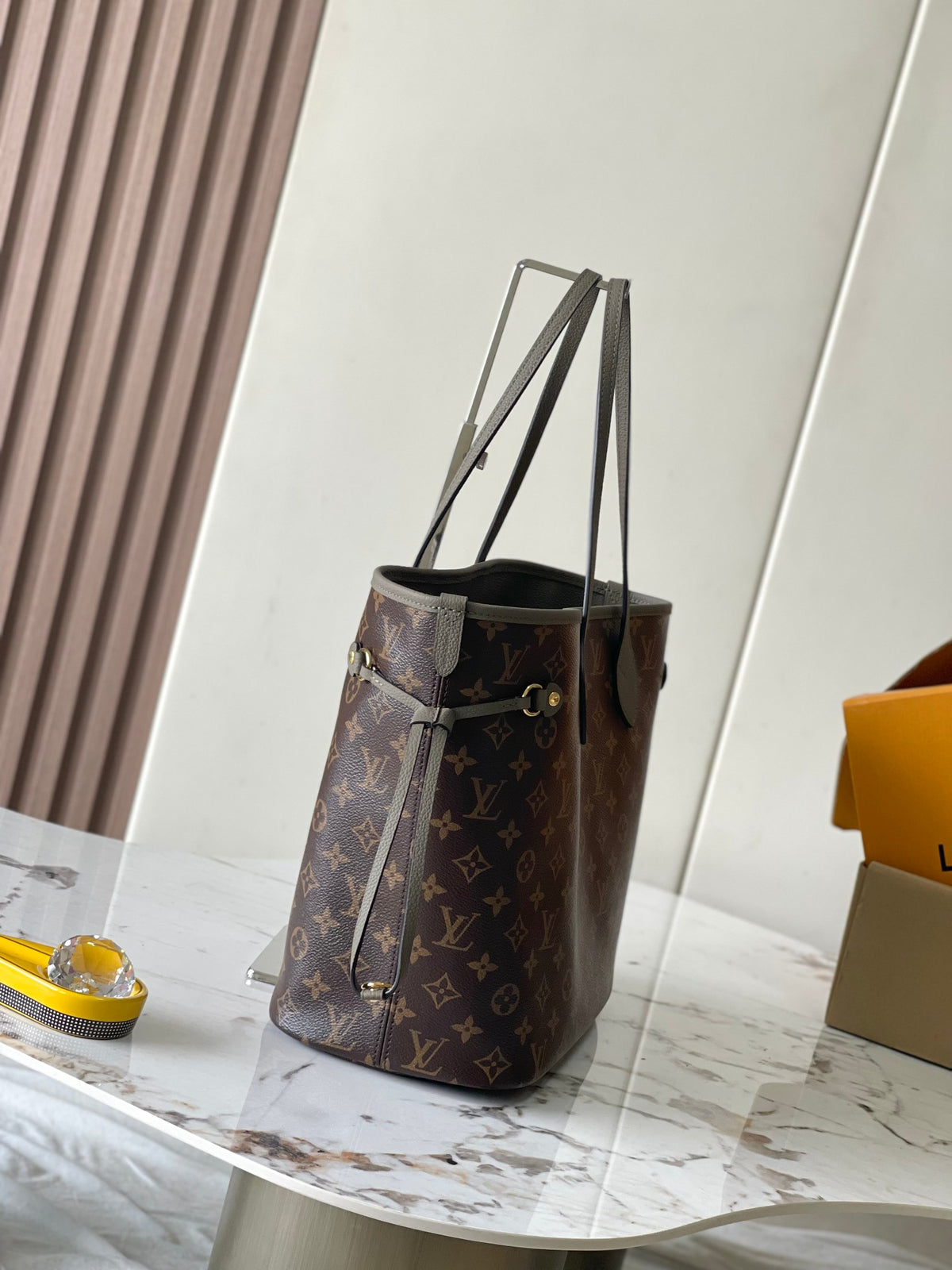 Top-tier Authentic-Grade Quality handbag Size: 31 x 28 x 14 cm