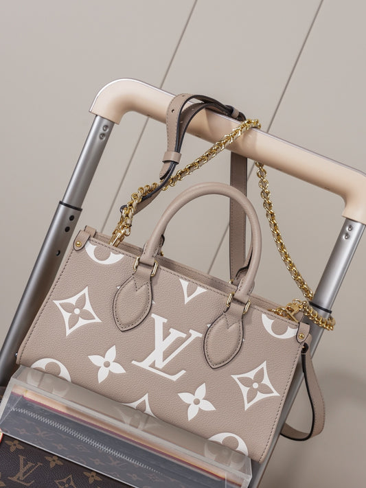 Top-tier Authentic-Grade Quality handbag  Size：25.0 x 13.0 x 10.0 cm