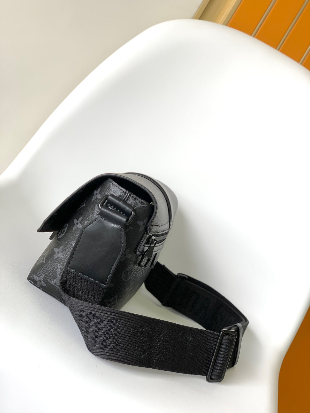 Top-tier Authentic-Grade Quality handbag  Size: 28 x 16 x 10 cm