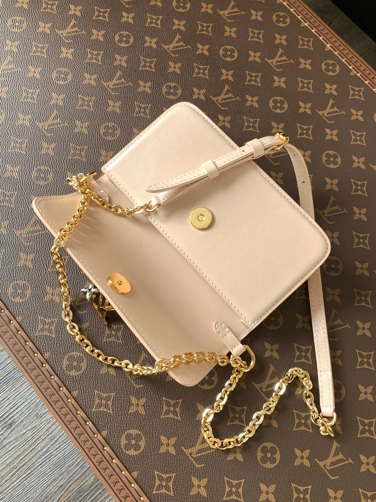 Top-tier Authentic-Grade Quality handbag  Size: 11.5 x 4 x 20 cm