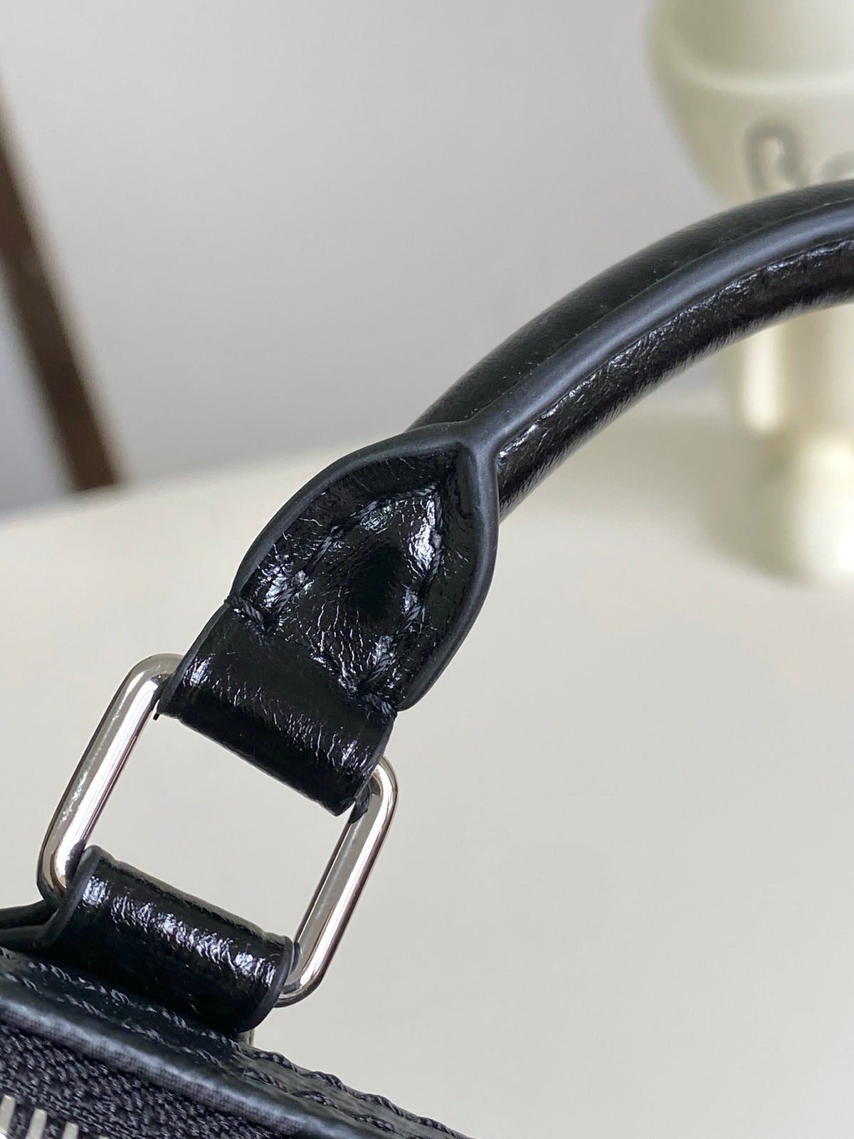 Top-tier Authentic-Grade Quality handbag Size: 10 x 7.5 x 16 cm