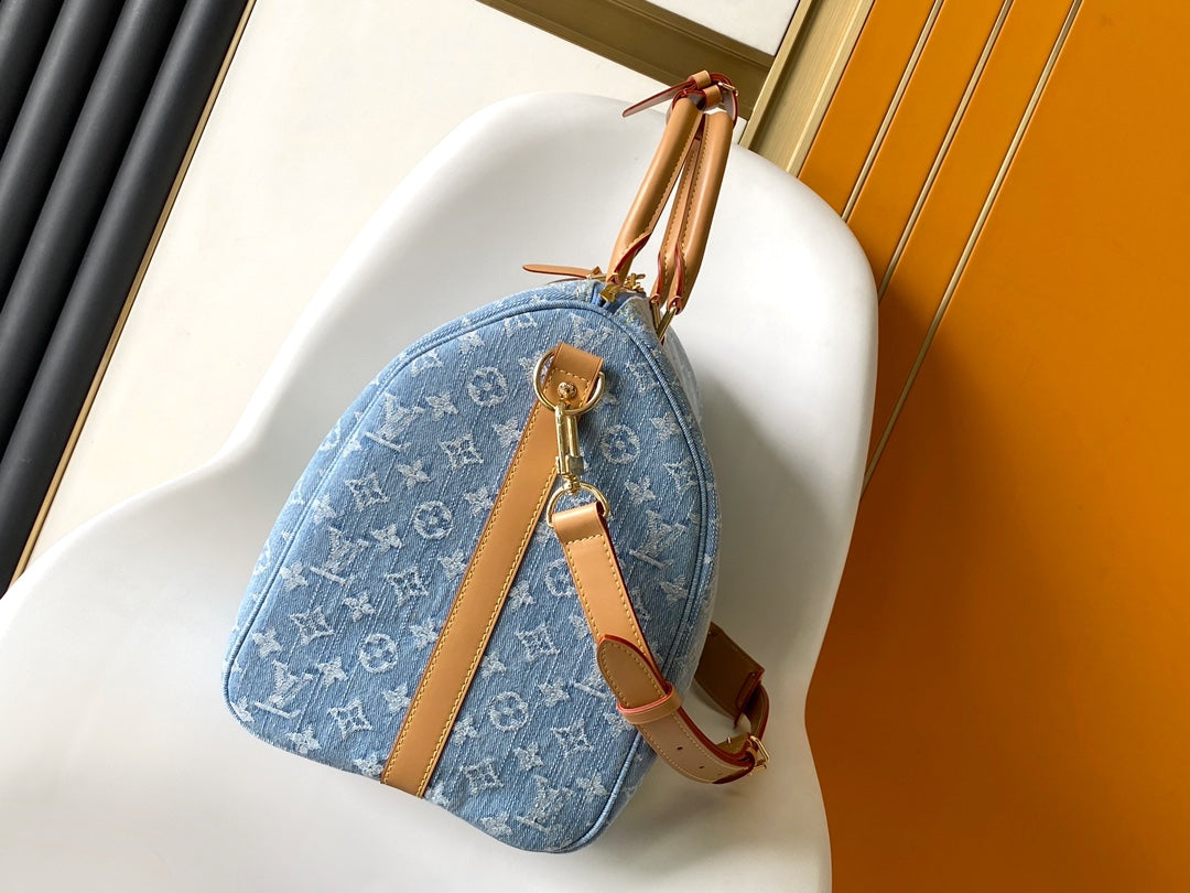 Top-tier Authentic-Grade Quality handbag Size: 45 × 27 × 20 cm