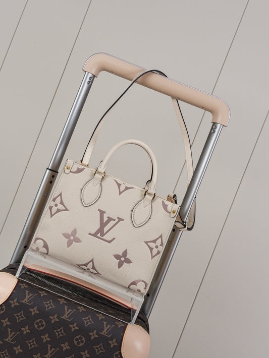 Top-tier Authentic-Grade Quality handbag  Size：25.0 x 19.0 x 11.5 cm