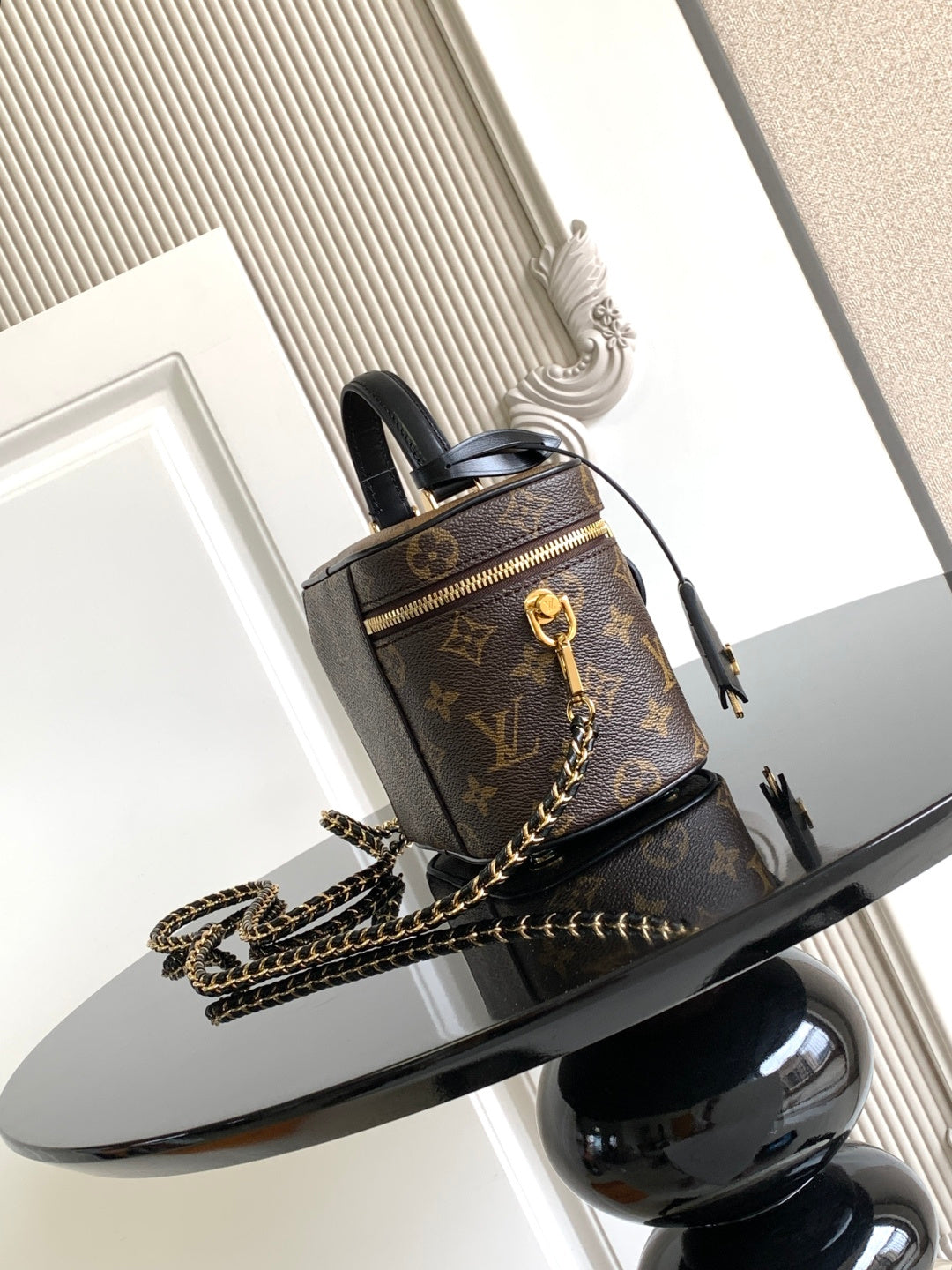 Top-tier Authentic-Grade Quality handbag Size: 𝟏𝟗.𝟎 𝐱 𝟏𝟏.𝟎 𝐱 𝟏𝟑.𝟎 cm