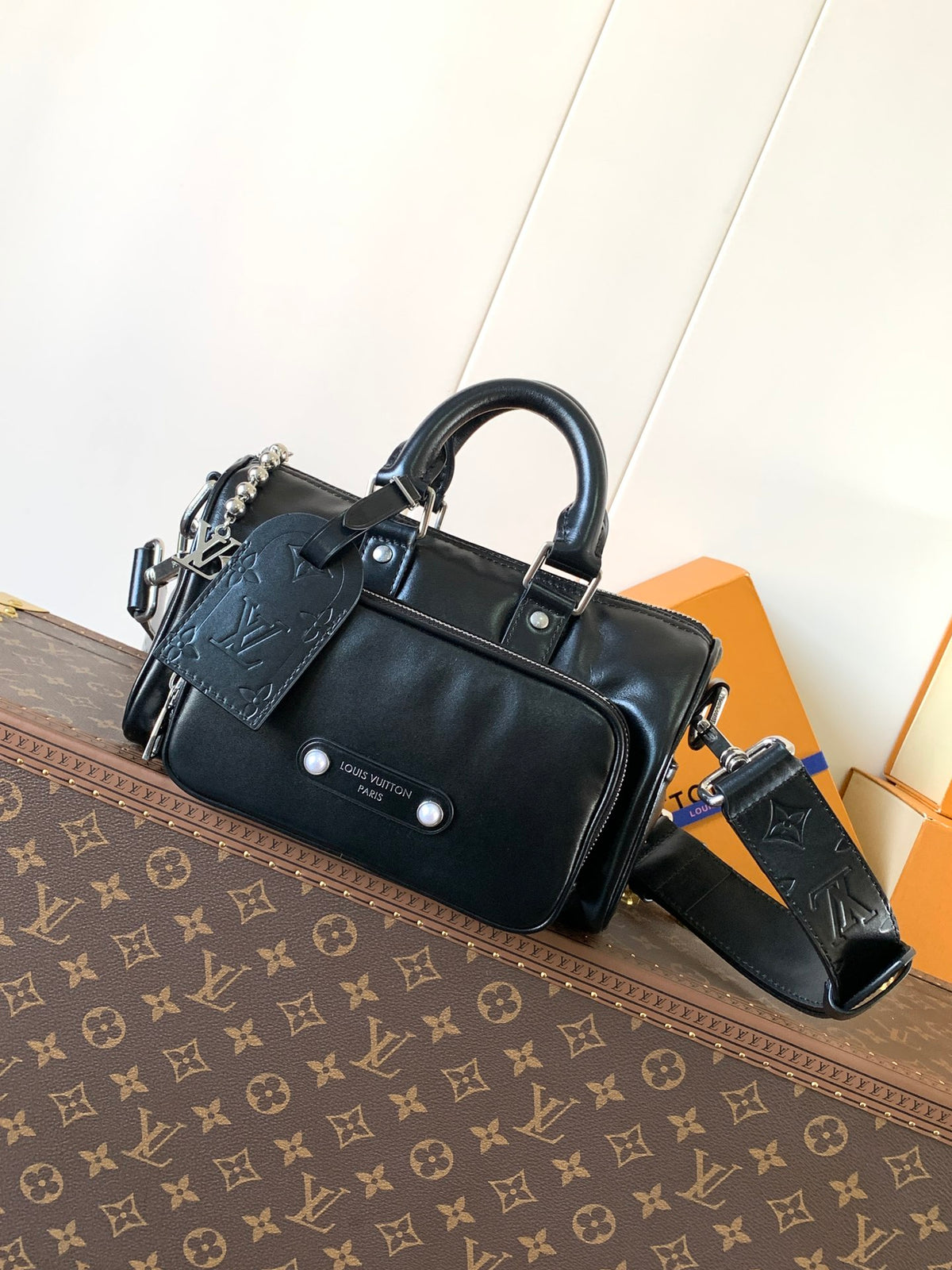 Top-tier Authentic-Grade Quality handbag Size: 15 x 11 x 25 cm