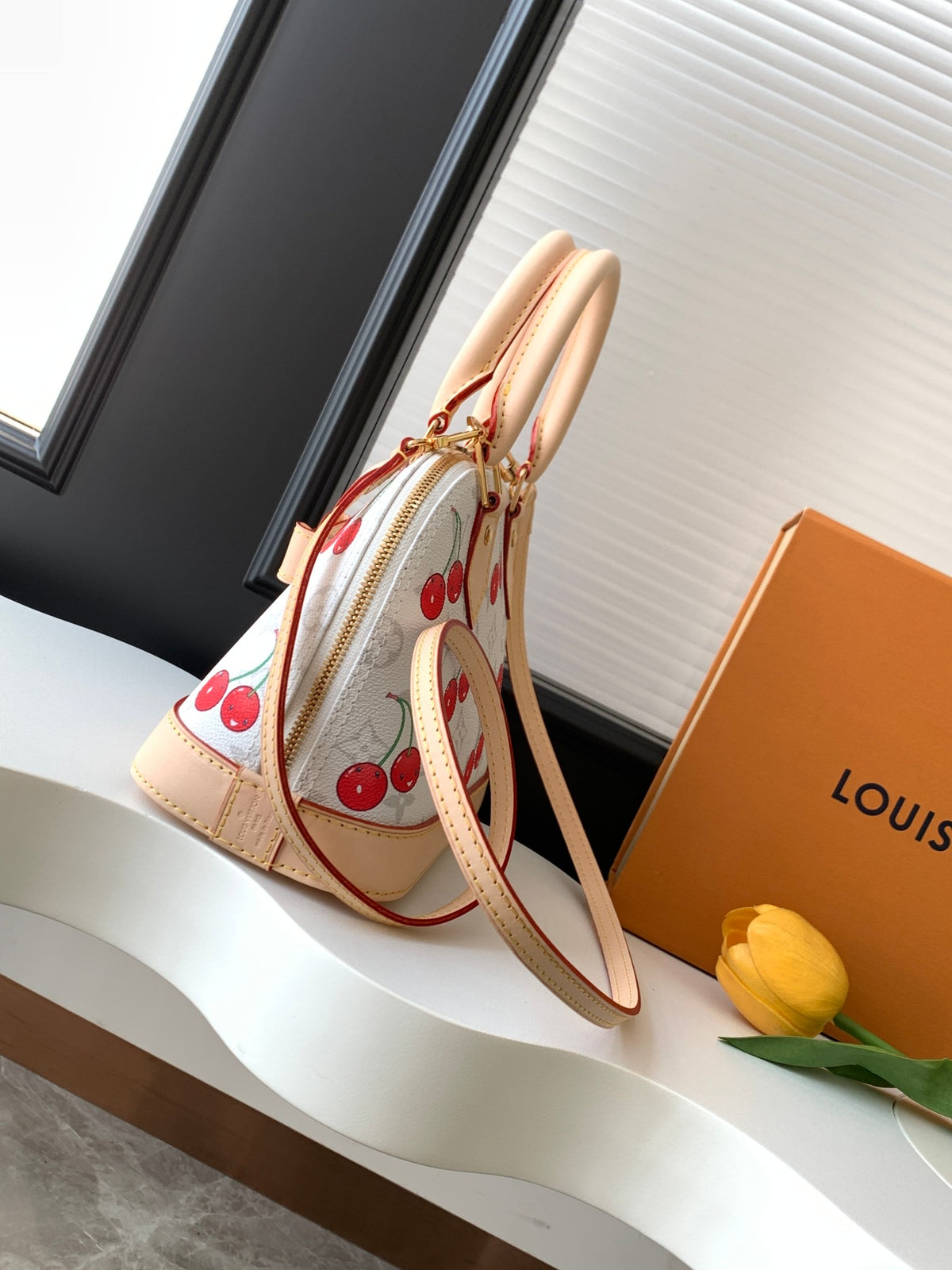Top-tier Authentic-Grade Quality handbag Size: 23.5 x 17.5 x 11.5 cm
