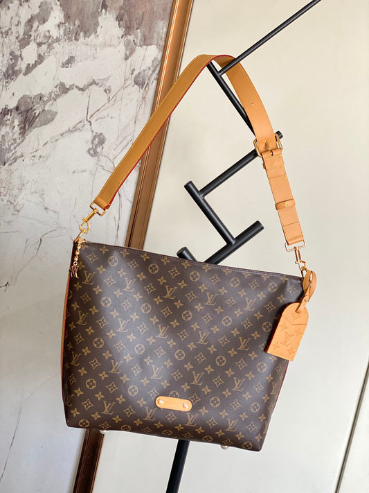 Top-tier Authentic-Grade Quality handbag Size: 48 x 36 x 12 cm