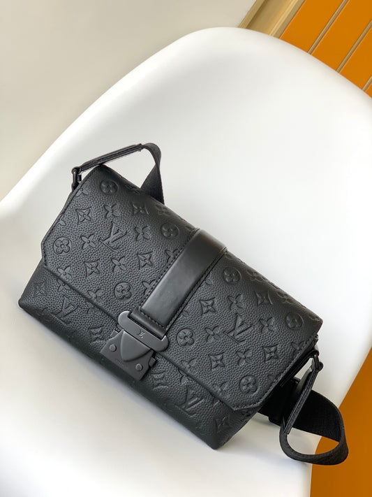 Top-tier Authentic-Grade Quality handbag  Size: 28 x 16 x 10 cm