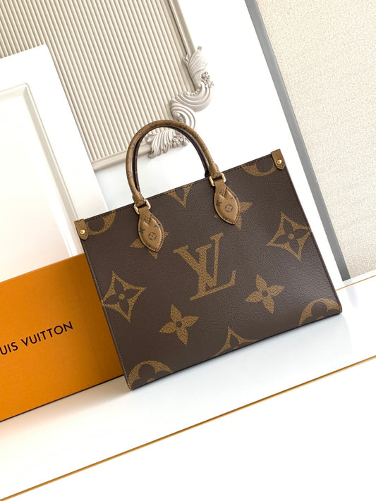 Top-tier Authentic-Grade Quality Italian grade leather handbag Size: 𝟑𝟓.𝟎 𝐱 𝟐𝟕.𝟎 𝐱 𝟏𝟒.𝟎 cm