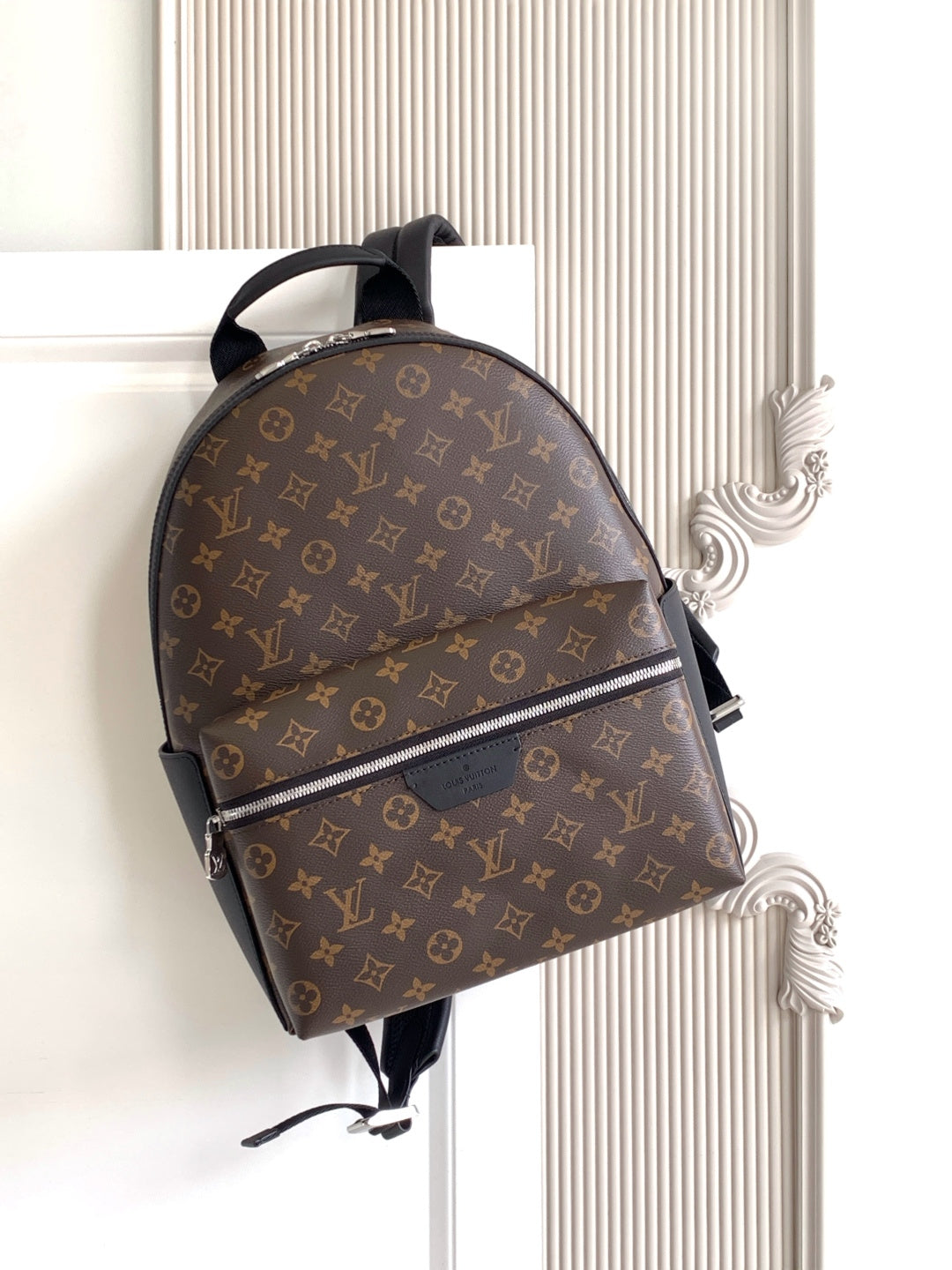 Top-tier Authentic-Grade Quality Brown handbag Size: 𝟐𝟗.𝟎 𝐱 𝟑𝟖.𝟎 𝐱 𝟐𝟎.𝟎 cm