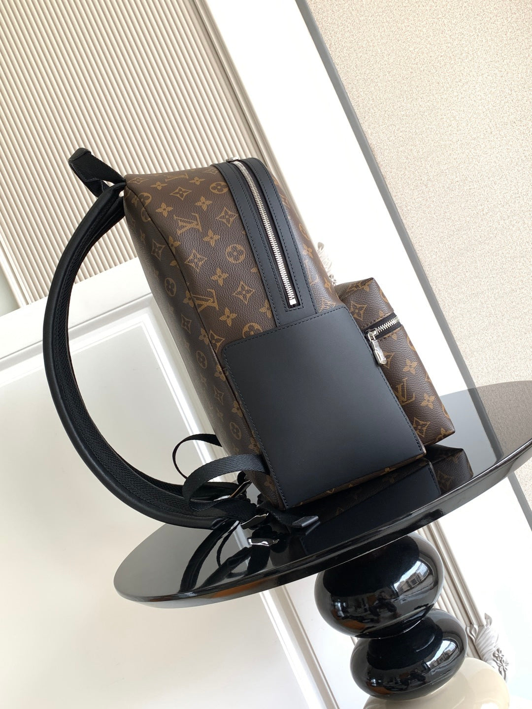 Top-tier Authentic-Grade Quality Brown handbag Size: 𝟐𝟗.𝟎 𝐱 𝟑𝟖.𝟎 𝐱 𝟐𝟎.𝟎 cm